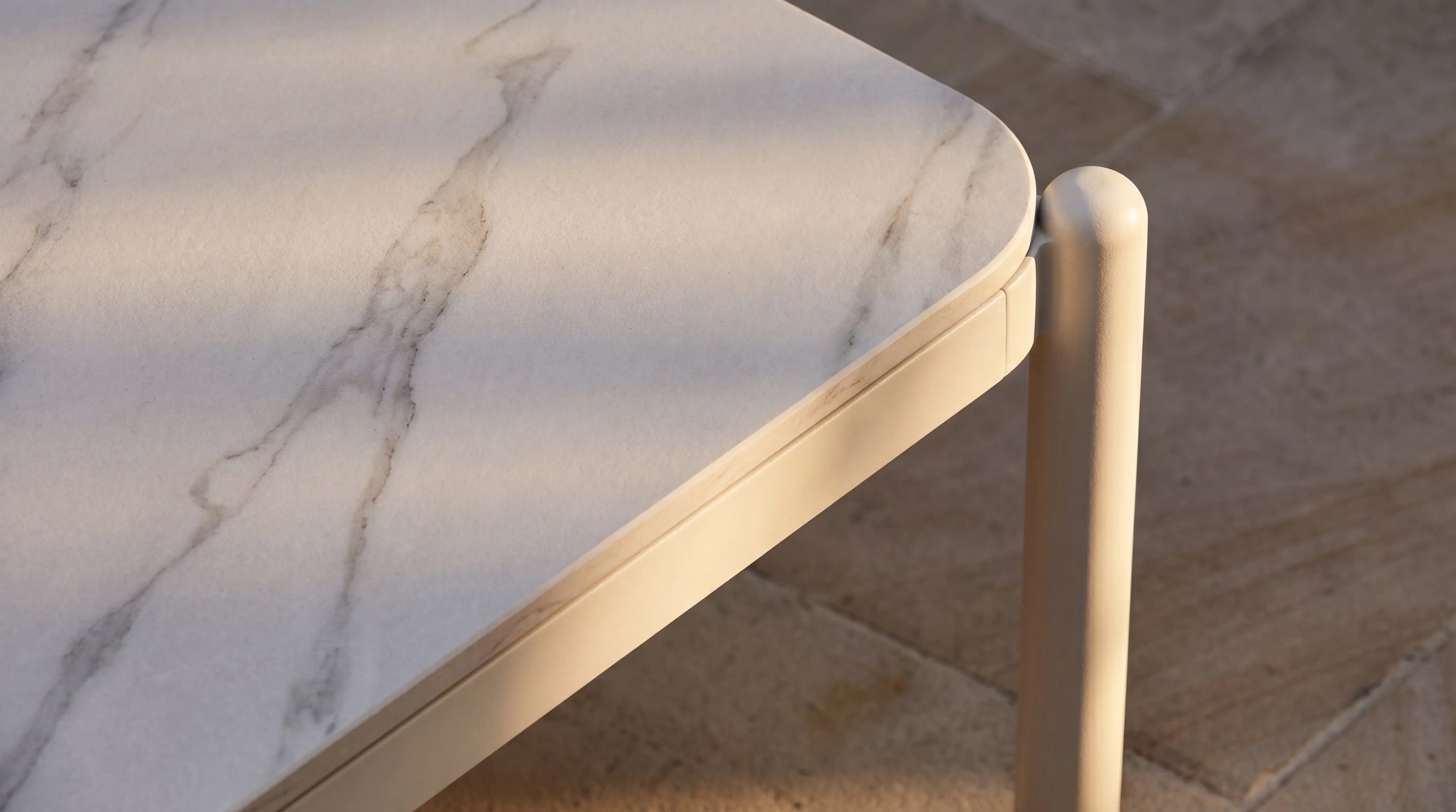 Outdoor Coffee & Side Tables