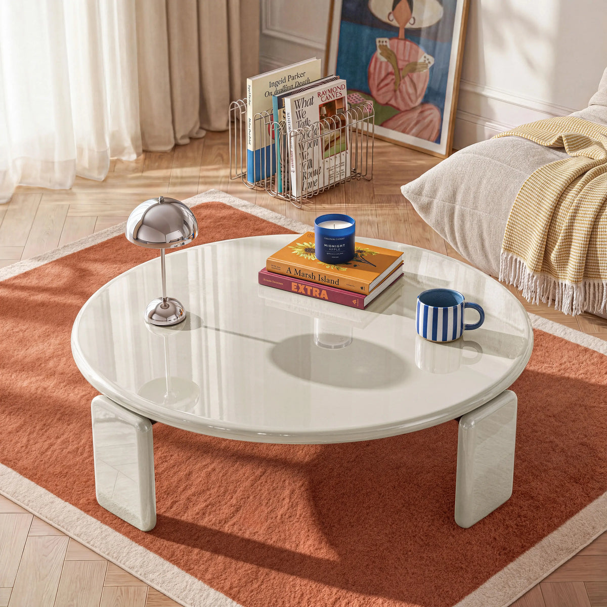 Choosing a round coffee table