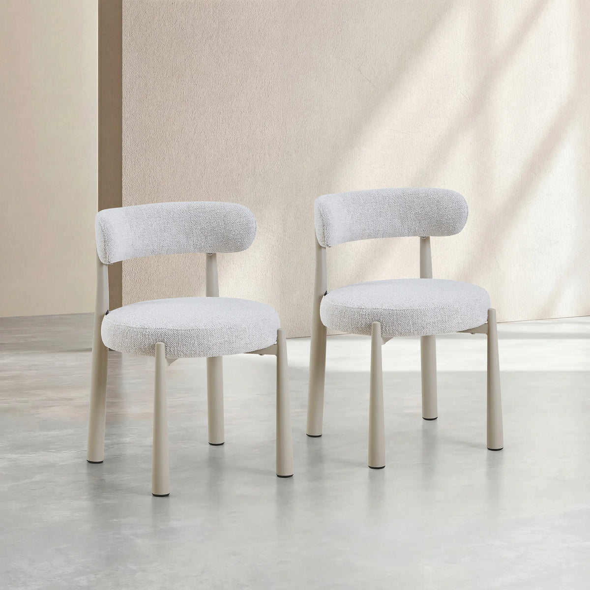 BRYNE - Set of 2 Oak Dining Chairs