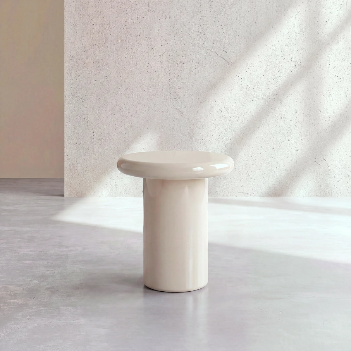 MAROLA - Round Side Table