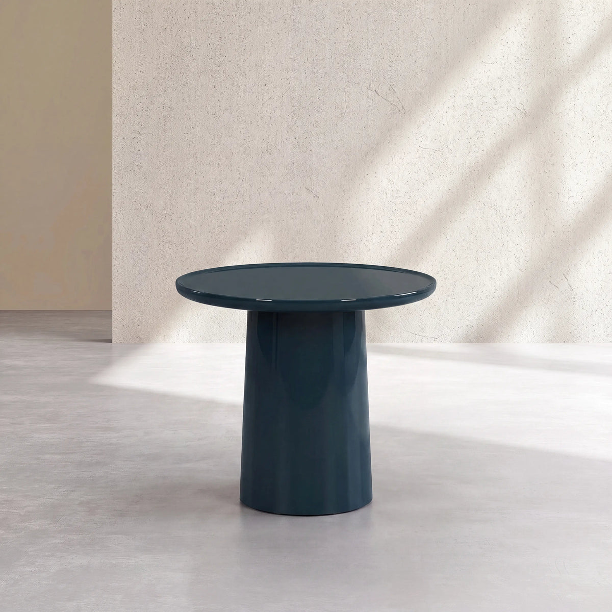 THEO - Round Side Table