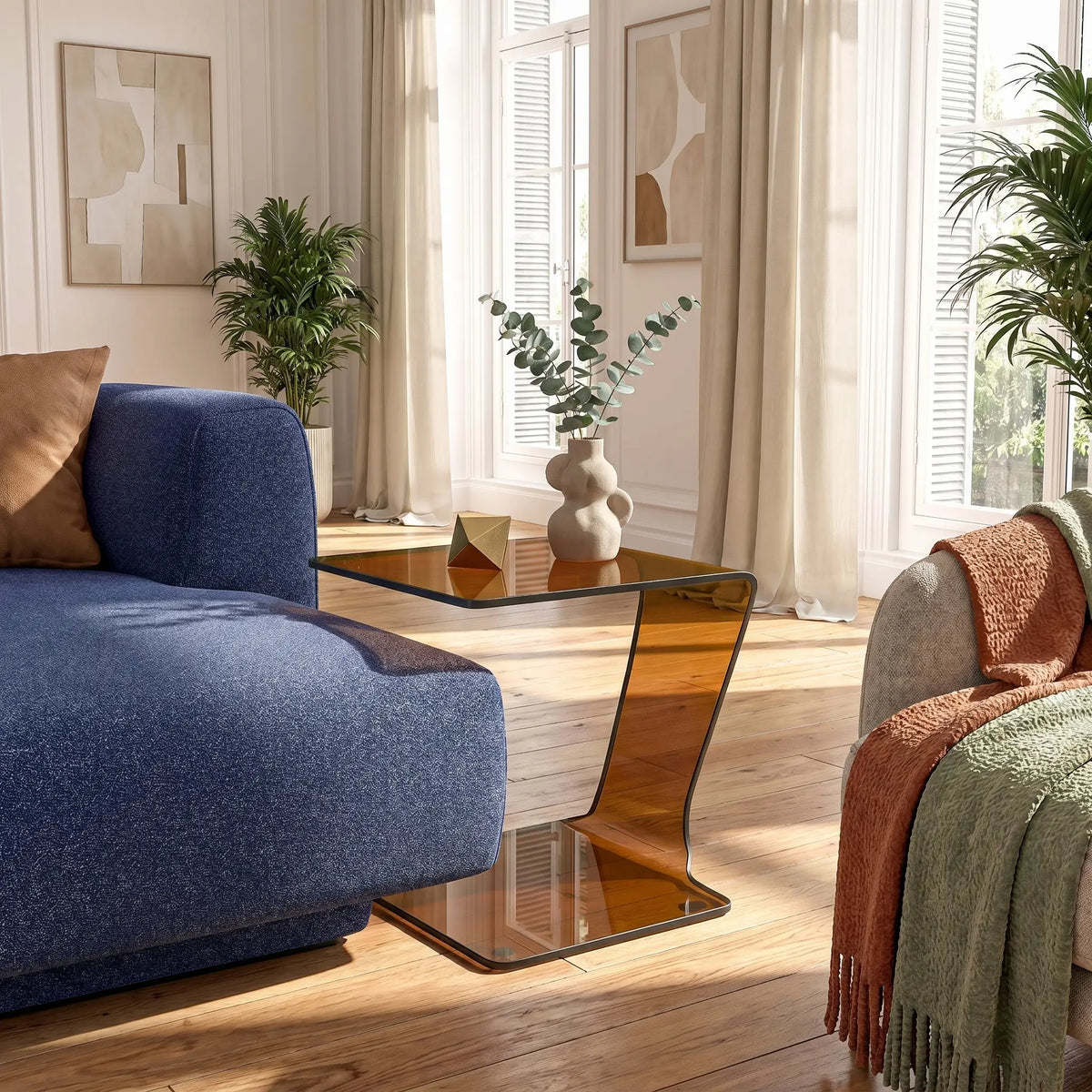 CORNUDA - Glass Side Table