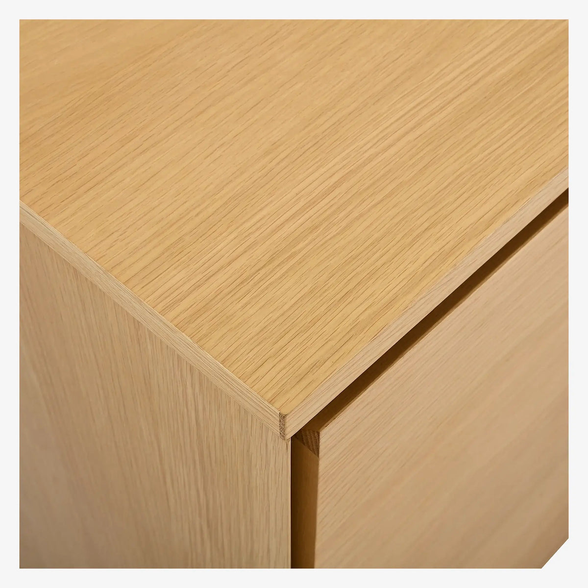 HAZO - Oak 2 Door Sideboard